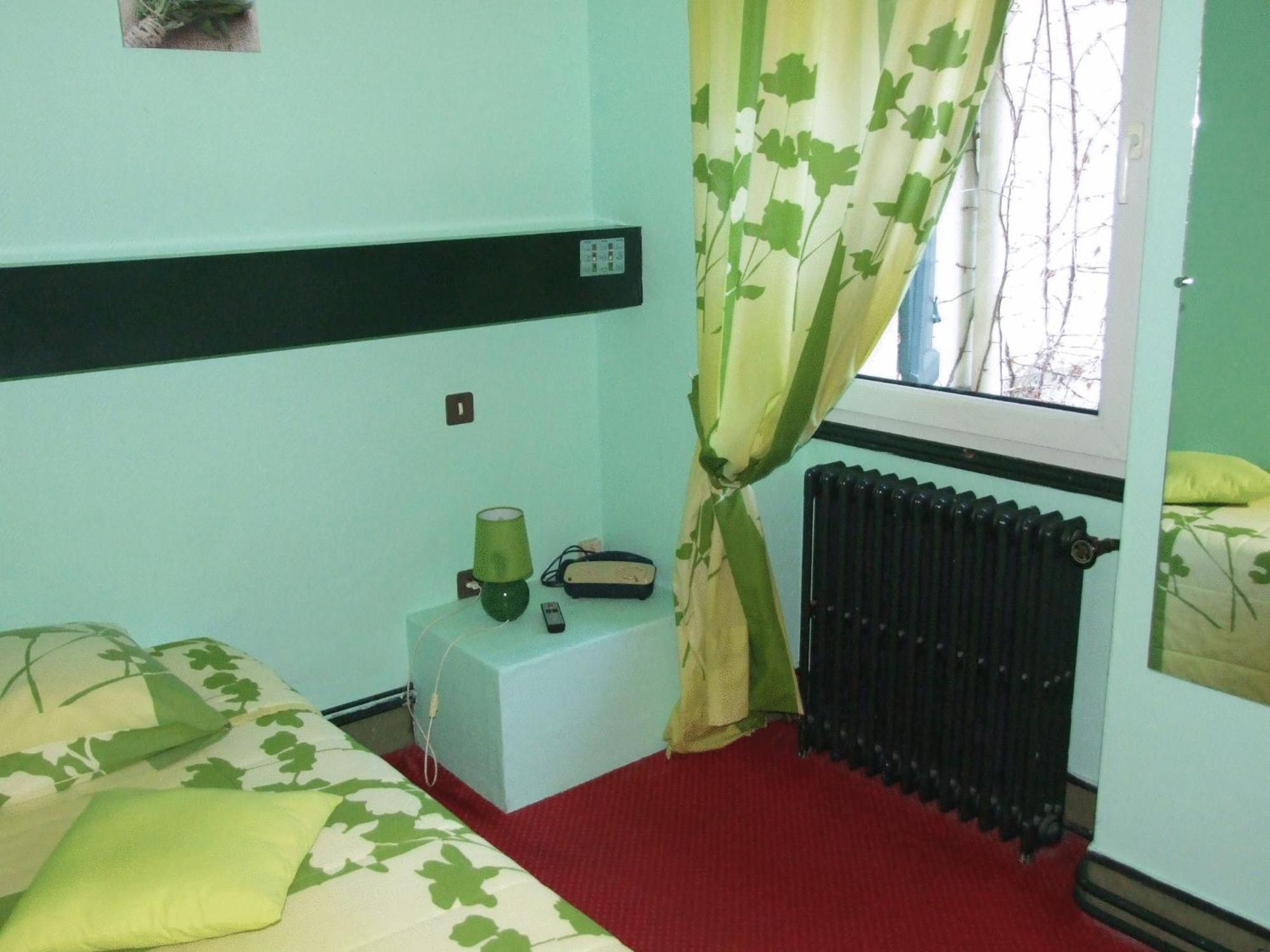 Hotel Du Val D'Aure Cadeac Ngoại thất bức ảnh