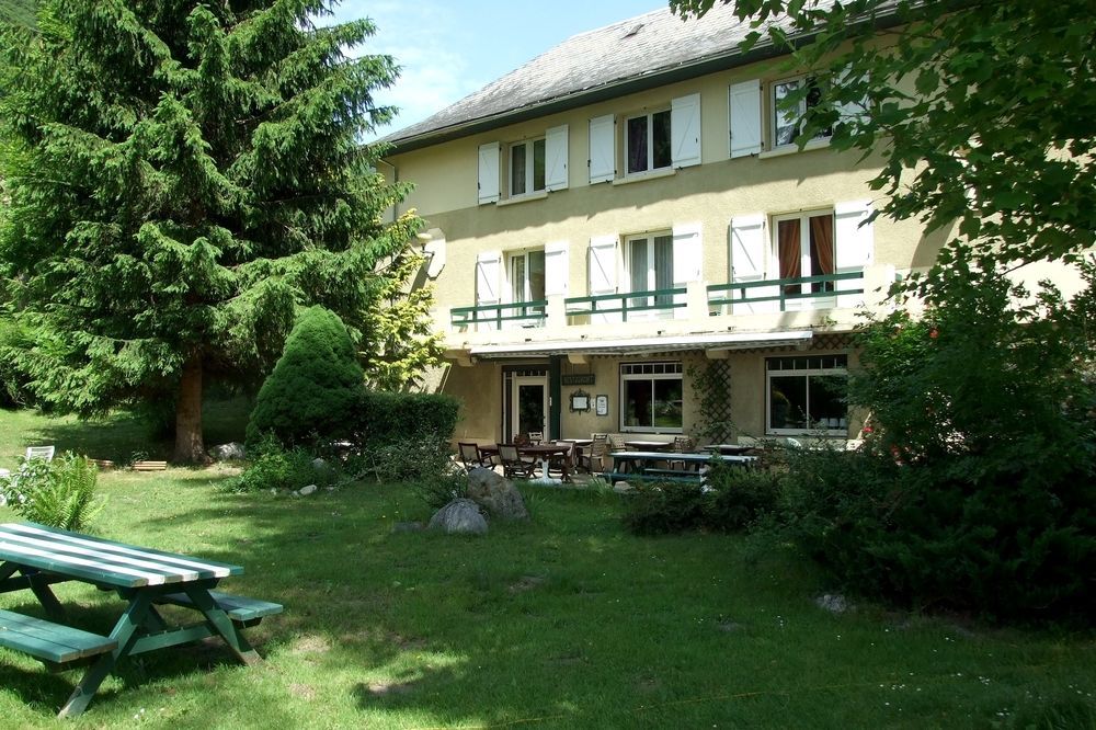 Hotel Du Val D'Aure Cadeac Ngoại thất bức ảnh
