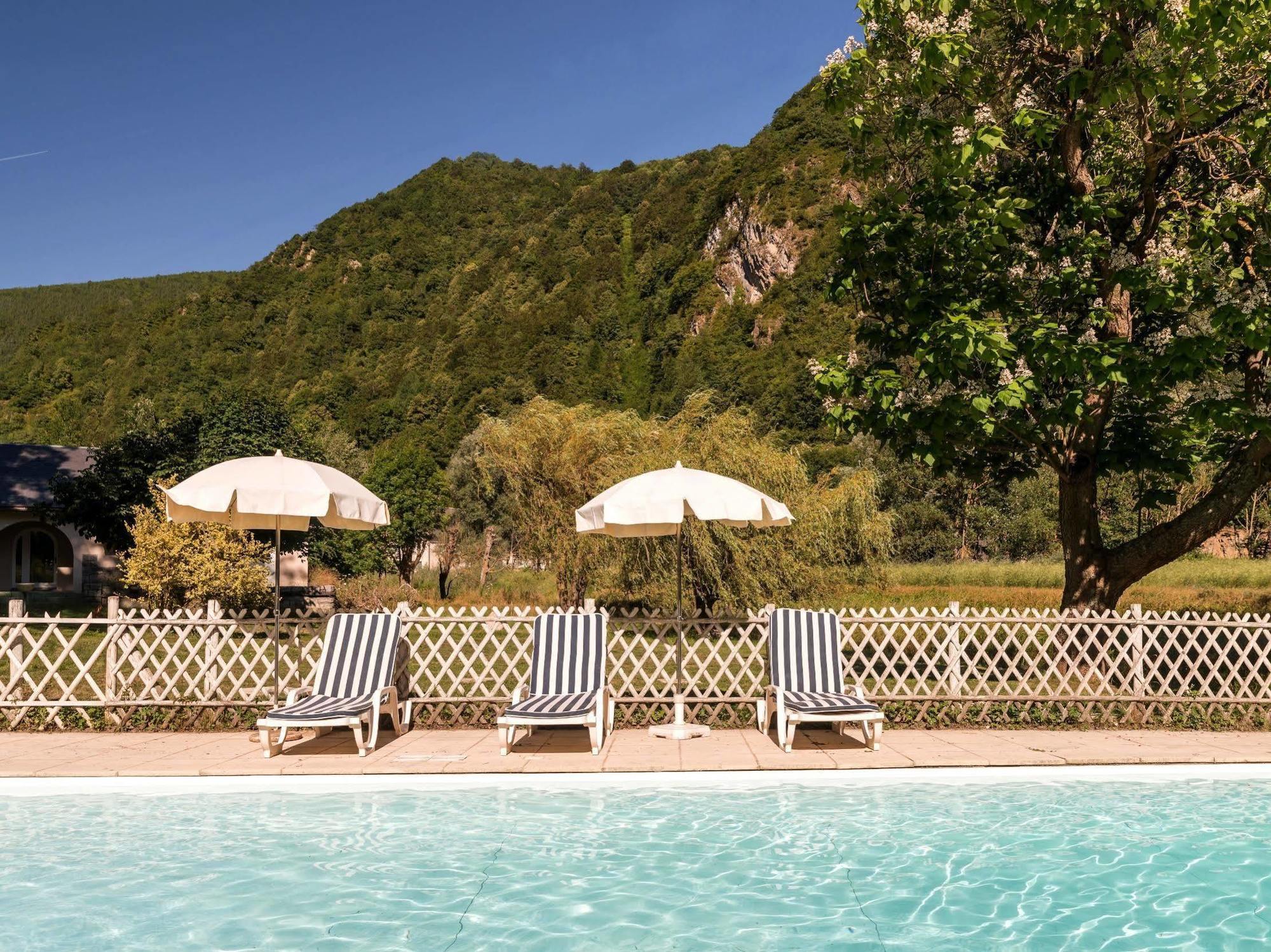 Hotel Du Val D'Aure Cadeac Ngoại thất bức ảnh